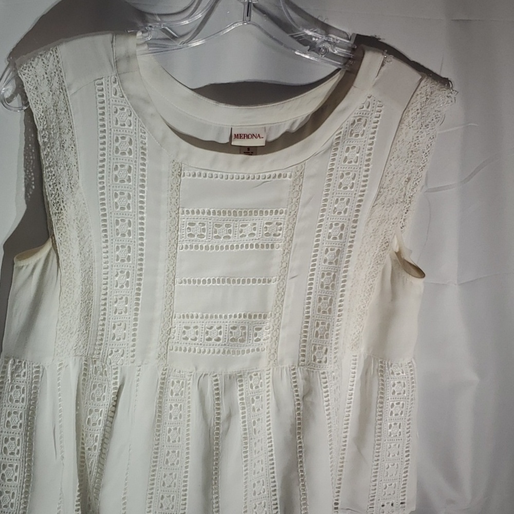 Merona Cream Lace Panel Peplum Blouse
